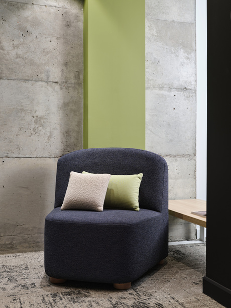 Photo of Iris by Artopex, vue 1, available at Oburo in Montreal