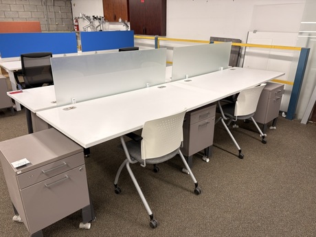 Photo of Collaborative desk for 4 price $1600 62'' X 120'', vue 1, available at Oburo in Montreal