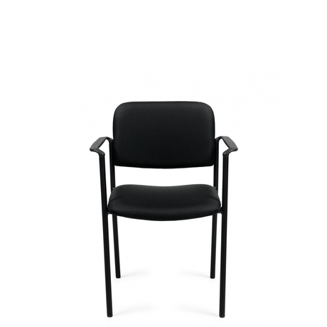 Photo de minto-fauteuil-empilable-a-dossier-bas-avec-accoudoirs image de galerie 3. Gallery 7. Tous les détails chez Oburo, expert en mobilier de bureau pour la clinique ou la salle de classe à Montréal.