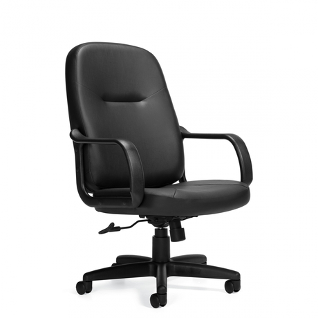 Photo de annapolis-fauteuil-avec-revetement-luxhide-basculant-a-dossier-haut image de galerie 2. Gallery 2. Tous les détails chez Oburo, expert en mobilier de bureau pour la clinique ou la salle de classe à Montréal.