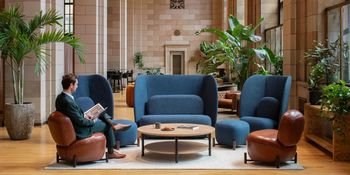 Photo of Opal - Lounge chair and Ottoman, vue 1, available at Oburo in Montreal