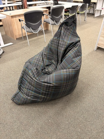 Photo de Bean Bag, vue 1, disponible chez Oburo à Montréal