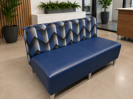Photo de Sofa lounge Steelcase, vue 2, disponible chez Oburo à Montréal