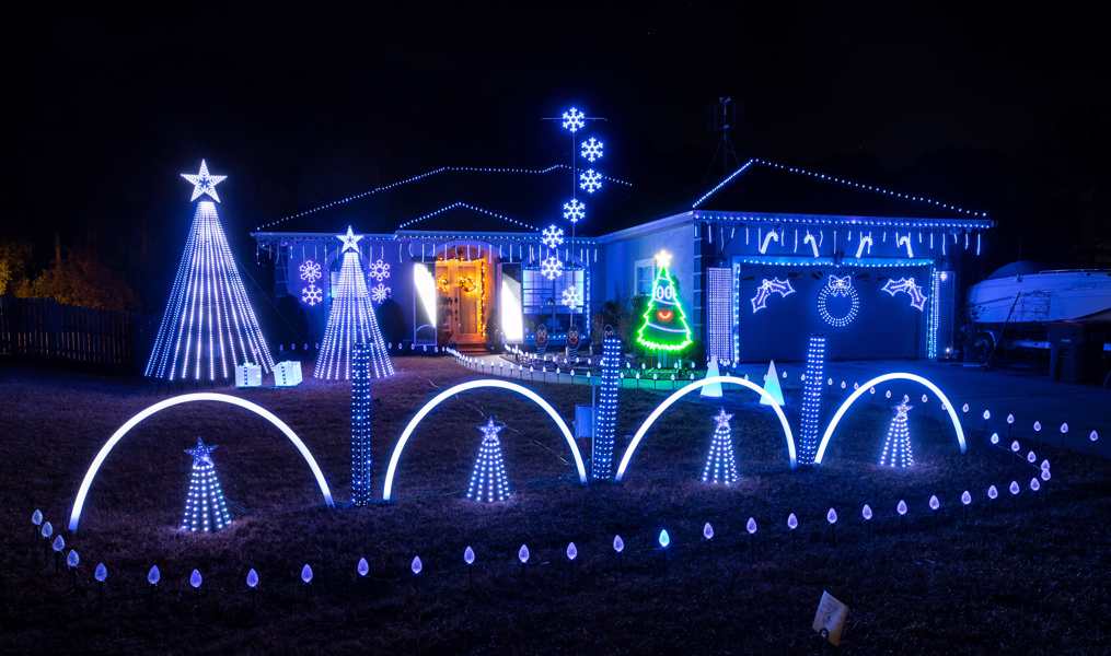 Christmas Lights Shows 2022 Lynn Haven Man's Massive Disney-Themed Christmas Light Show Uses More Than  100,000 Lights