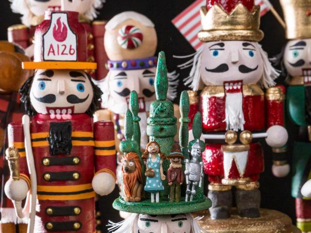 2022 Christmas Gingerbread Winner Cary Baker Among Winners In National Gingerbread House Competition