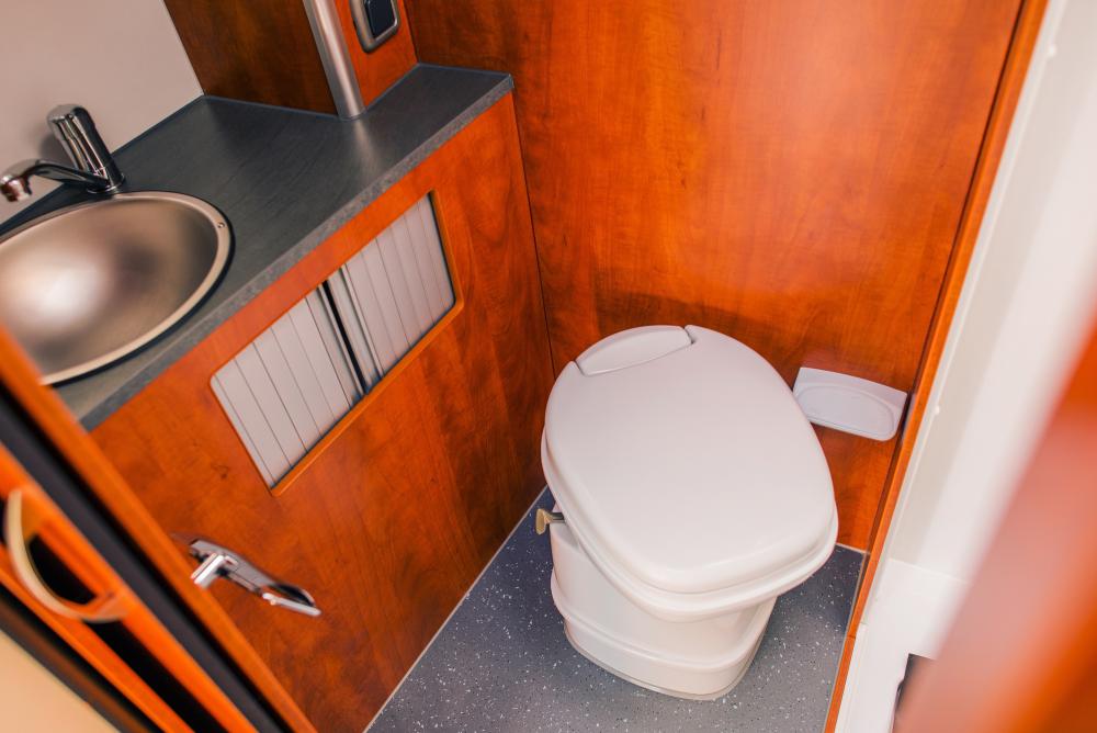 rv-toilet-buyers-guide RV Toilet Buyers Guide