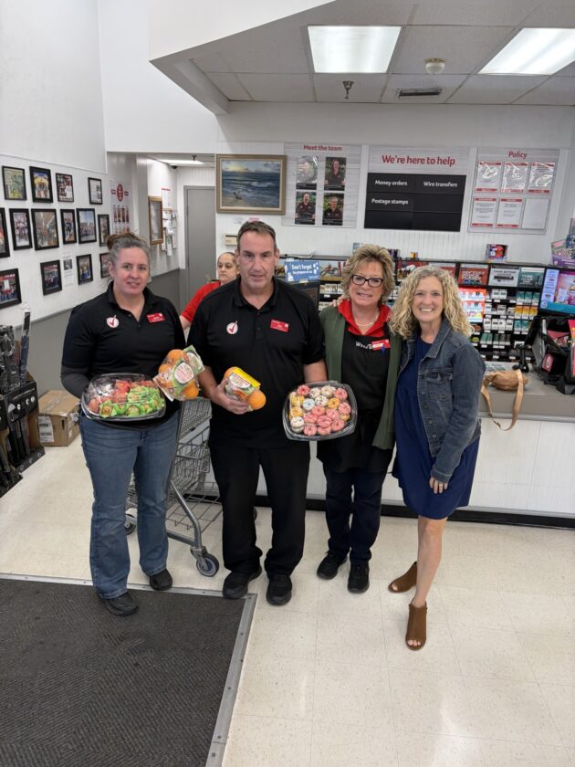 Winn-Dixie donates goodies for student Book Club at PIE