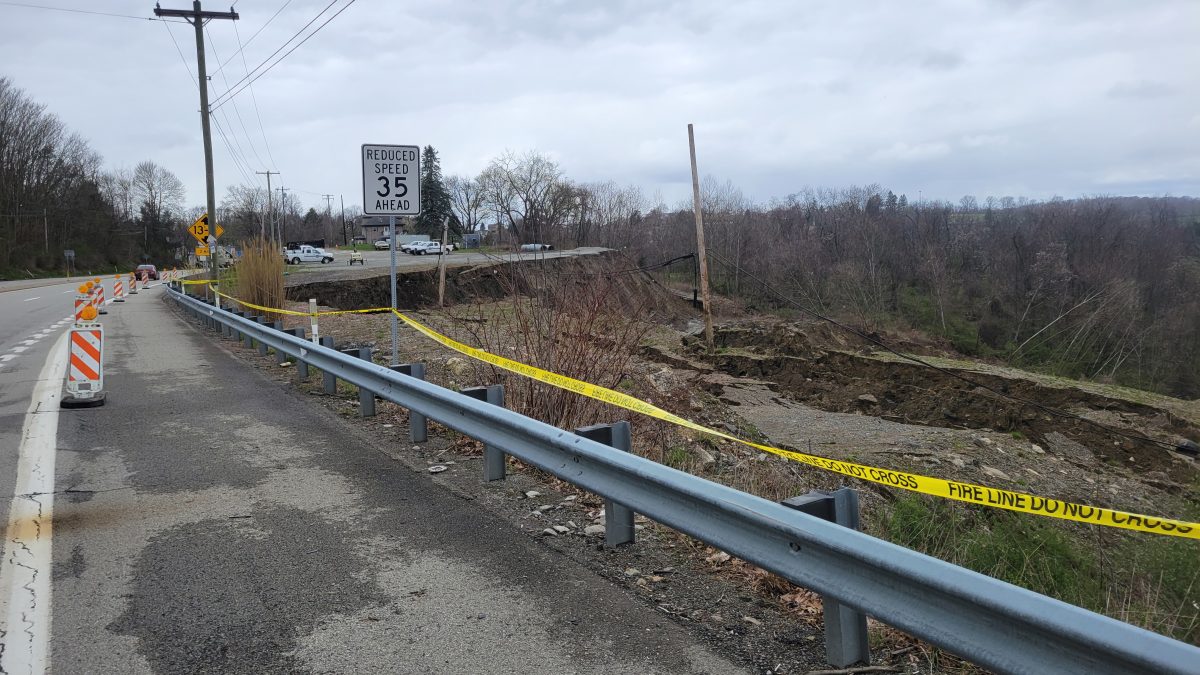 Landslide develops along Route 40 in South Strabane - Vimarsana News