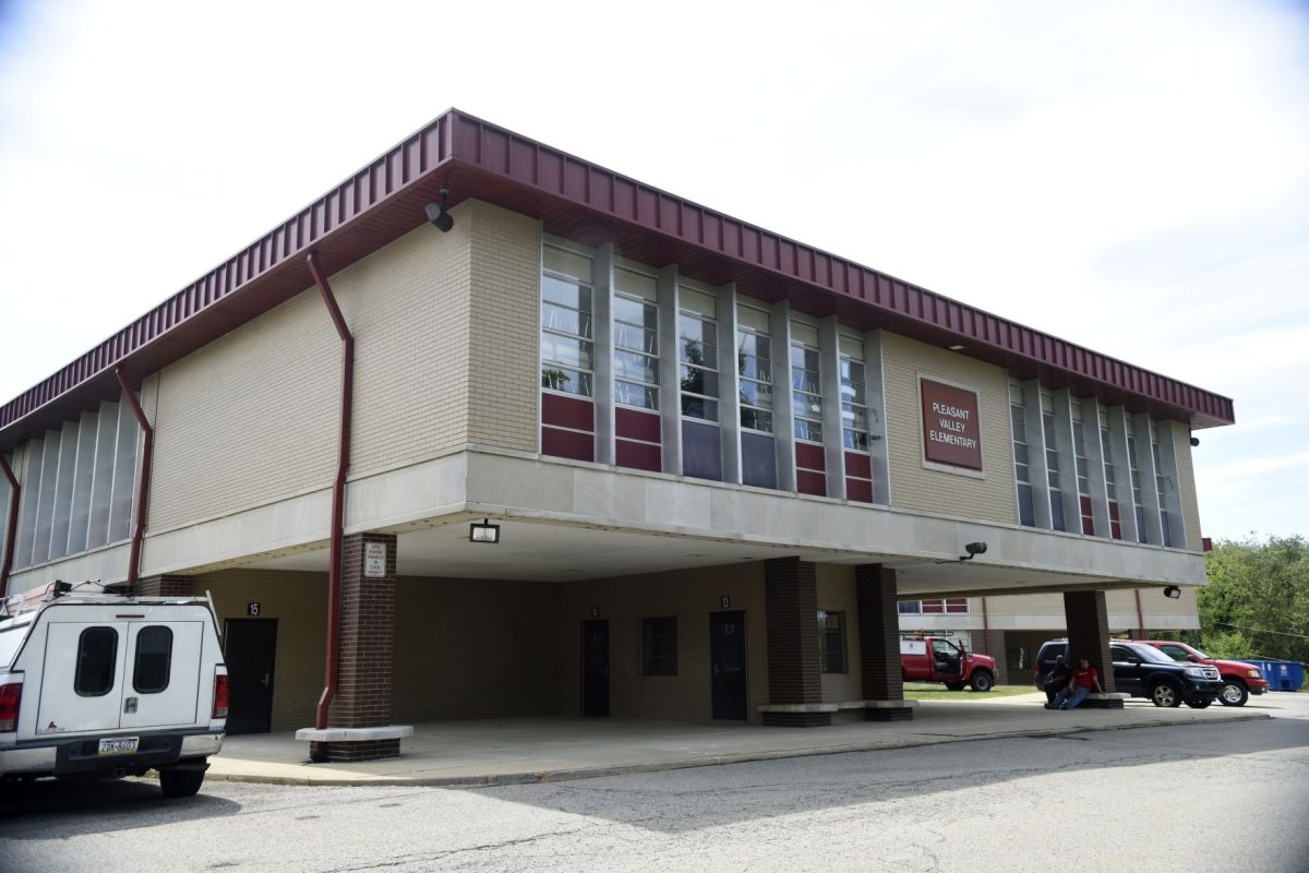 Peters elementary teacher accused of public drunkenness in class