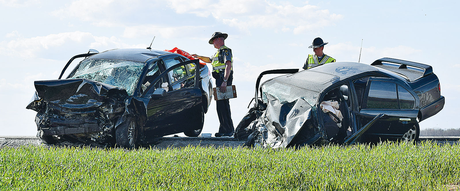 Bellevue man dies after crash News, Sports, Jobs The AdvertiserTribune