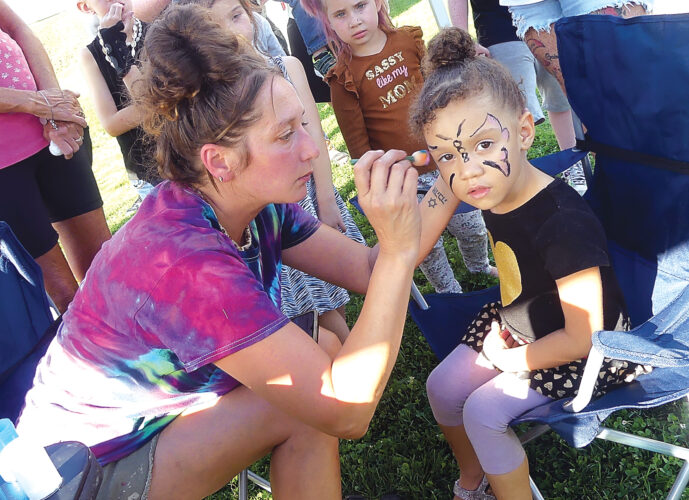 Rocking the block: Residents turn out for back-to-school event | News, Sports, Jobs - Vimarsana News
