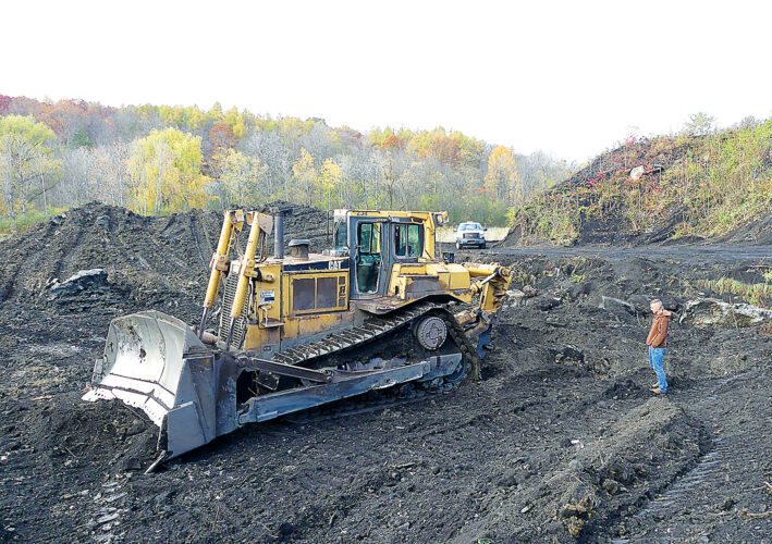 Work starts on Antis trail coal removal | News, Sports, Jobs - Vimarsana News
