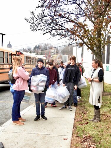 Record setters — Cambria Heights donates 277 Jared Boxes to UPMC | News, Sports, Jobs - Vimarsana News