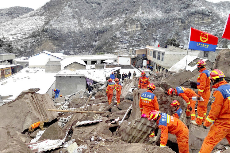Landslide death toll rises to 31 | News, Sports, Jobs - Vimarsana News