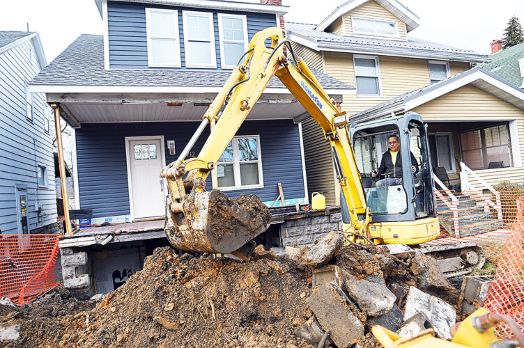 Bucking the trends: Remodeling expected to suffer nationally, but local builders remain busy | News, Sports, Jobs - Vimarsana News