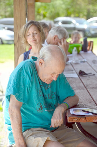 Faithful gather in worship | News, Sports, Jobs - Vimarsana News