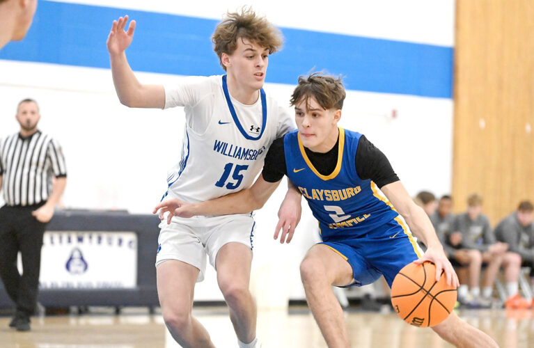 Pirates turn it on after halftime to send Bulldogs to defeat