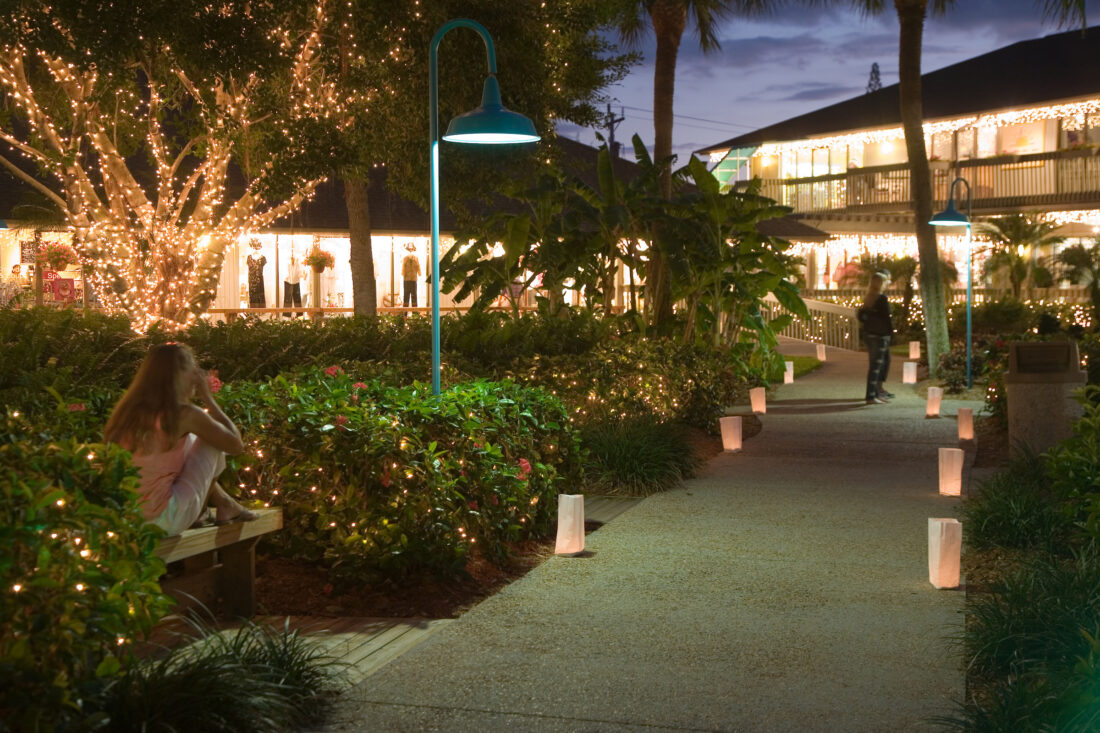 Chamber reveals plans for Luminary Holiday Stroll | News, Sports, Jobs - SANIBEL-CAPTIVA - Island Reporter, Islander and Current - Vimarsana News