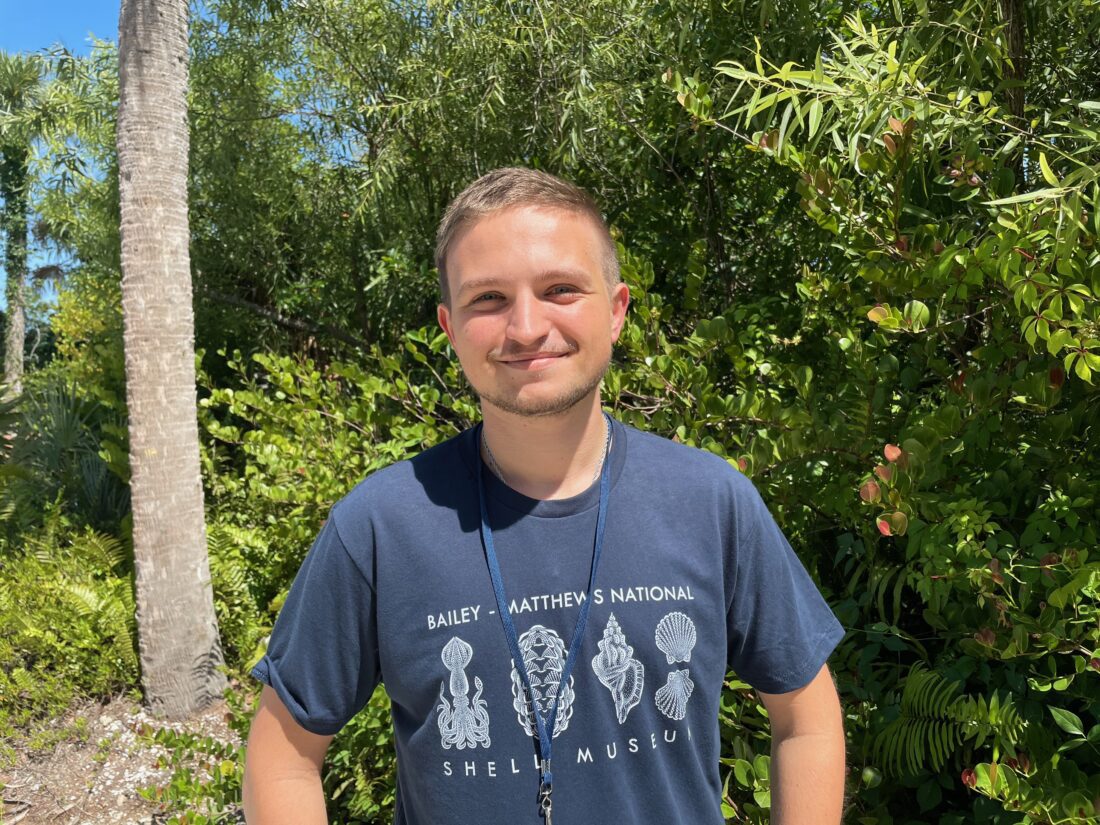 Shell museum welcomes new interns | News, Sports, Jobs - SANIBEL-CAPTIVA - Island Reporter, Islander and Current - Vimarsana News