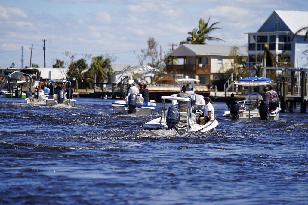 PHOTO GALLERY: In Hurricane Ian's wake, dangers persist, worsen in parts | News, Sports, Jobs - SANIBEL-CAPTIVA - Vimarsana News