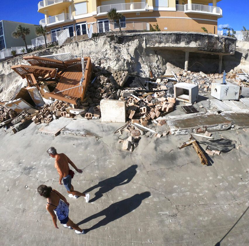 PHOTO GALLERY: Frustration and desperation mount as Ian's effects linger | News, Sports, Jobs - SANIBEL-CAPTIVA - Vimarsana News