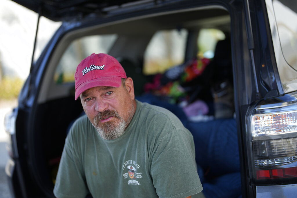 PHOTO GALLERY: As search goes on, Floridians await OK to survey Ian's wrath | News, Sports, Jobs - SANIBEL-CAPTIVA - Vimarsana News