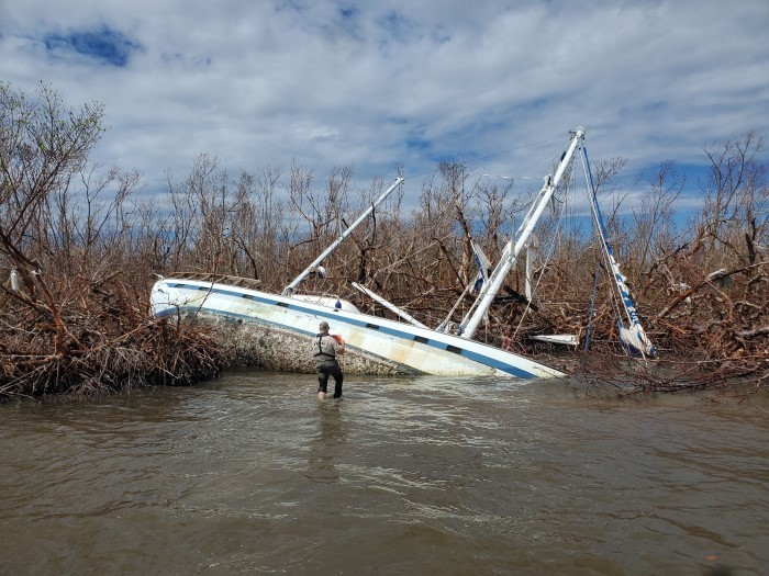 FWC extends deadline for waivers for unsalvageable vessels | News, Sports, Jobs - SANIBEL-CAPTIVA - Vimarsana News