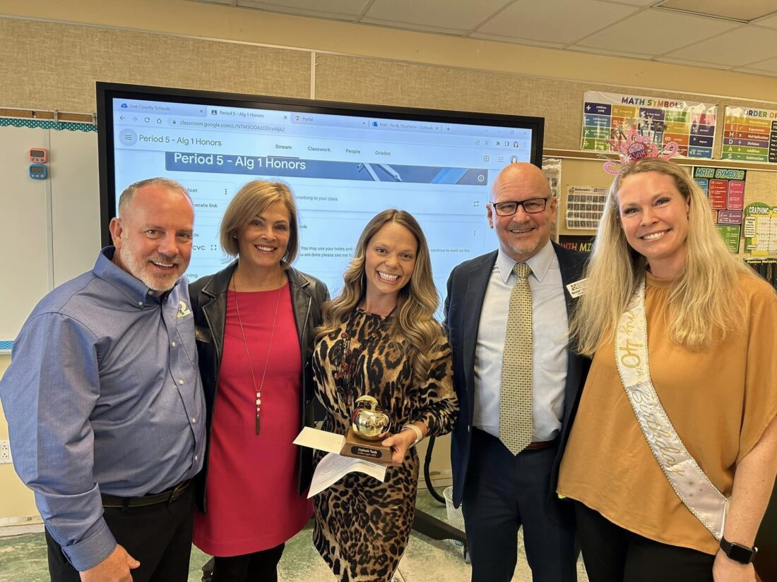 Sanibel educator named as one Golden Apple winner | News, Sports, Jobs - SANIBEL-CAPTIVA - Island Reporter, Islander and Current - Vimarsana News