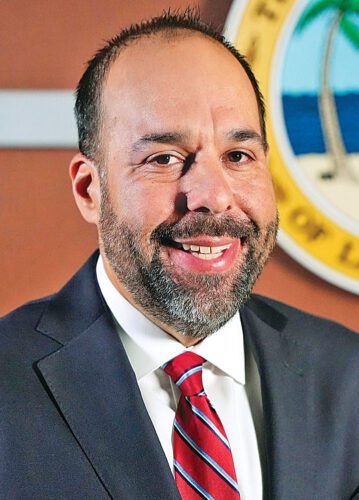 Guest commentary: What a year it has been for school board! | News, Sports, Jobs - SANIBEL-CAPTIVA - Vimarsana News