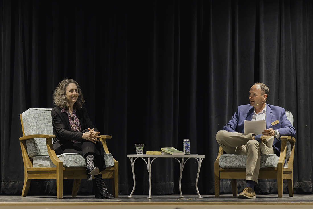 Kolbert draws hundreds to SCCF annual lecture | News, Sports, Jobs - SANIBEL-CAPTIVA - Island Reporter, Islander and Current - Vimarsana News