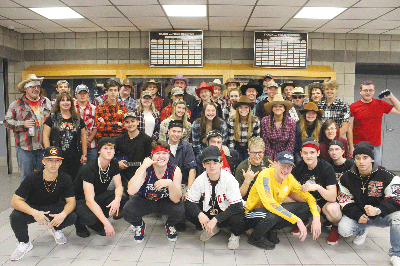 Gladstone Week News, Sports, Jobs Daily Press