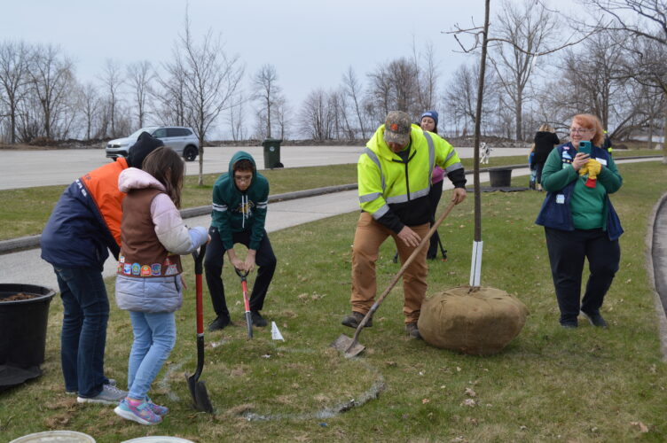 Arbor Day | News, Sports, Jobs - Daily Press - Vimarsana News