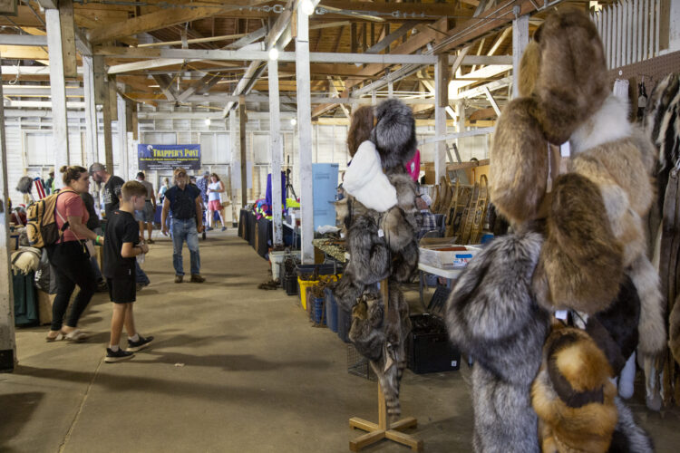 Trappers from far and wide attend convention | News, Sports, Jobs - Vimarsana News