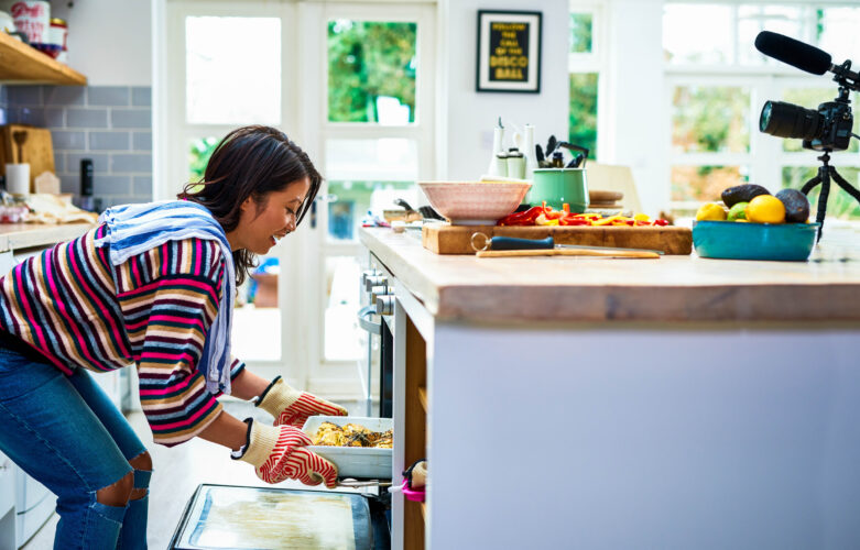 How social media has influenced the way we cook | News, Sports, Jobs - Vimarsana News