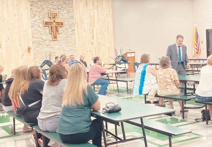 Dr. Ray Guarendi speaks on parenting at Holy Name | News, Sports, Jobs - Vimarsana News