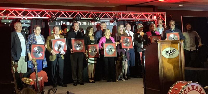 Column: Chamber Annual Dinner: a celebration of music and commerce | News, Sports, Jobs - Vimarsana News
