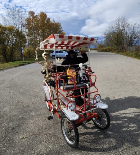 Pedaling gorilla brings candy, joy | News, Sports, Jobs - Vimarsana News