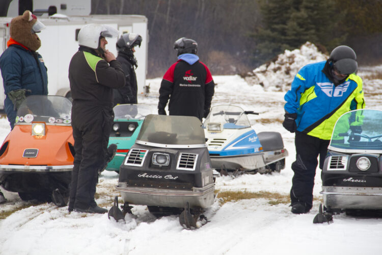 Vintage snowmobiles hit the trail | News, Sports, Jobs - Vimarsana News
