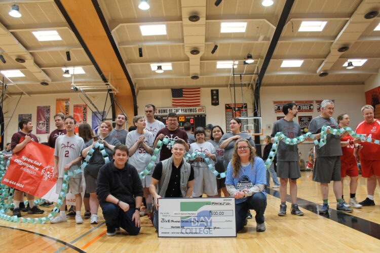 Student club raises funds for Special Olympics | News, Sports, Jobs - Vimarsana News