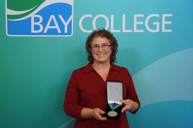 O'Dette named Bay College's Distinguished Alumni of the Year | News, Sports, Jobs - Vimarsana News