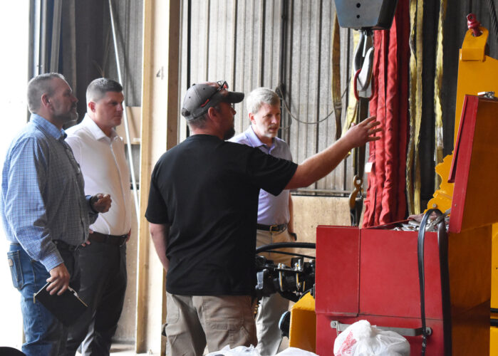 Finstad visits Harsco Rail | News, Sports, Jobs - Vimarsana News