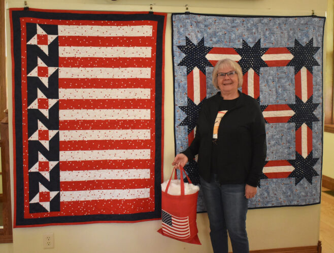 Non-profit gifts quilts to veterans | News, Sports, Jobs - Vimarsana News