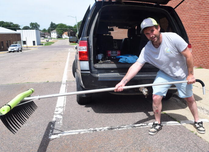Weed removal business helps local find the right path