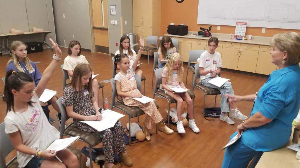 Classes training 'Super Sitters' to prep for child care emergencies | News, Sports, Jobs - Vimarsana News