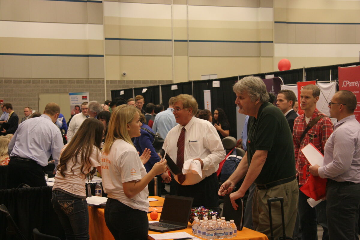 Utah Valley Job Fair on Tuesday aims to connect workers, employers | News, Sports, Jobs - Vimarsana News