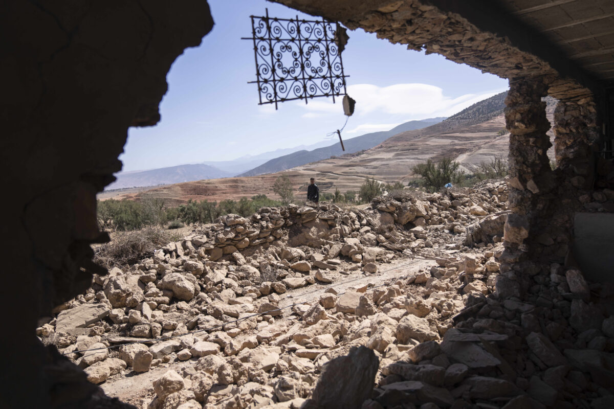Moroccans with shovels and bulldozers dig through rubble but hope for survivors dwindles after quake | News, Sports, Jobs - Vimarsana News