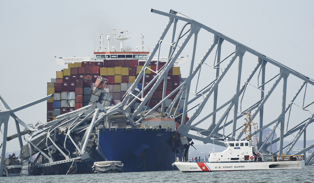 Police had about 90 seconds to stop traffic before Baltimore bridge fell. 6 workers are feared dead | News, Sports, Jobs - Vimarsana News
