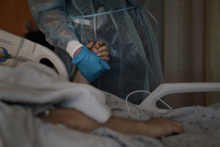 US surpasses 500,000 deaths, confirming virus's tragic reach | News, Sports, Jobs - Vimarsana News