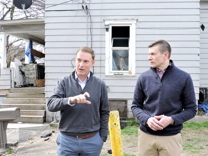 McCuskey visits Weirton to talk property sale law | News, Sports, Jobs - Vimarsana News