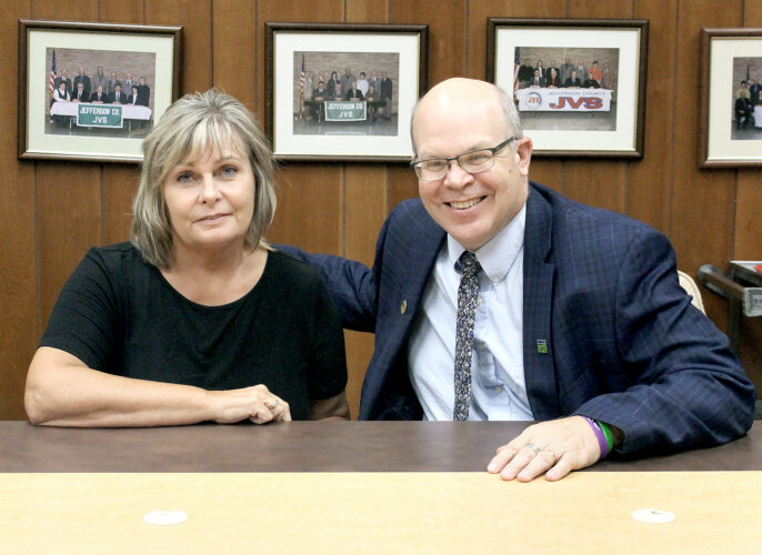 Longtime JVS treasurer retires | News, Sports, Jobs - Vimarsana News